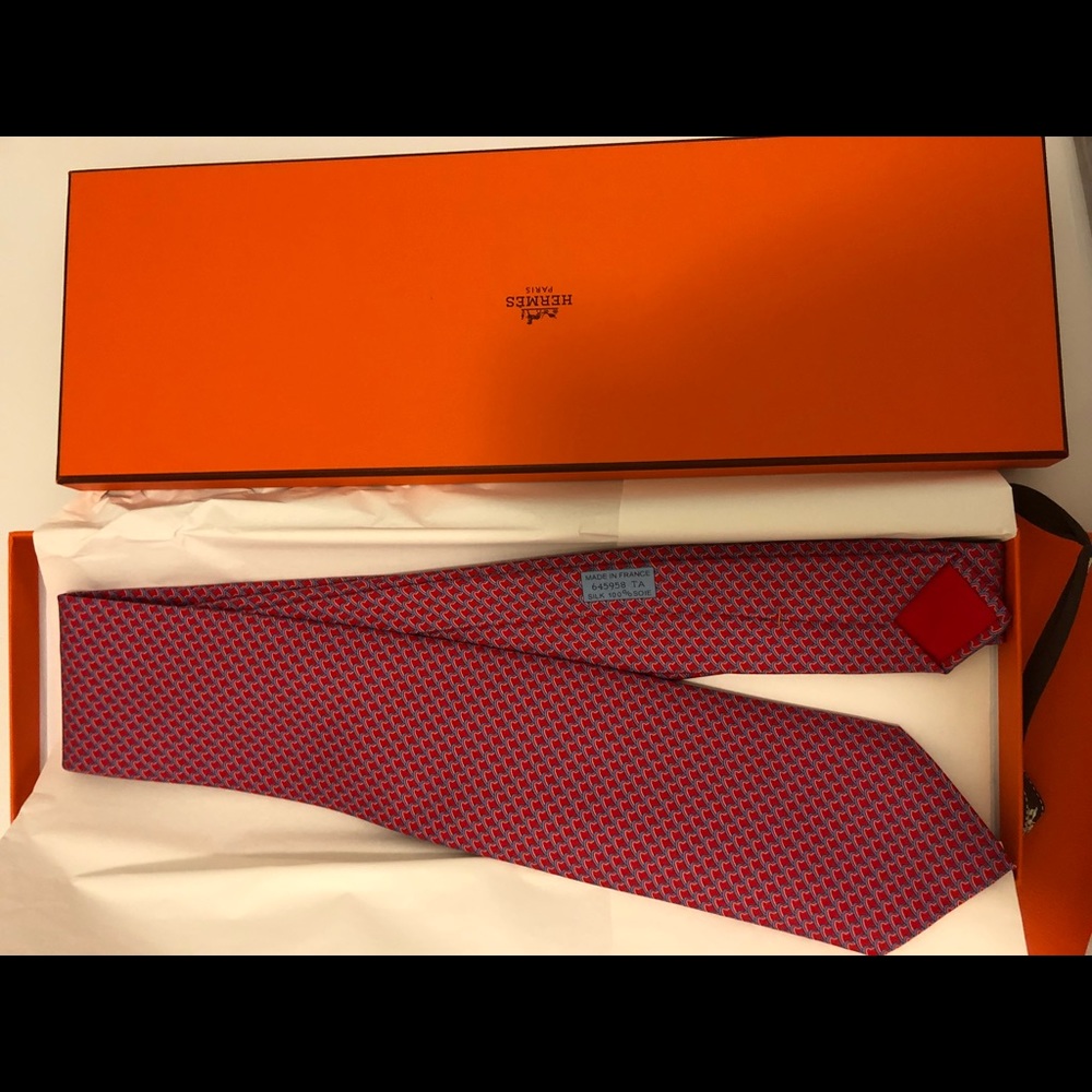 Hermès Tie Men 100 Silk New with Box